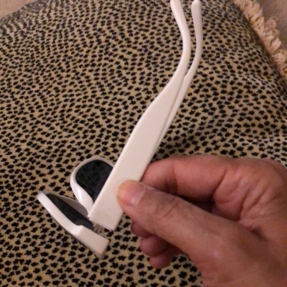 Burberry sunglasses - Picture 7 of 10